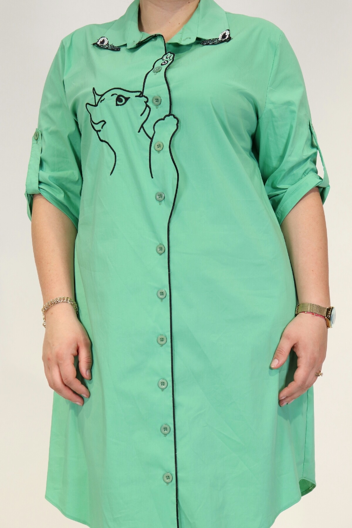 tunic dress with button cat embroidery