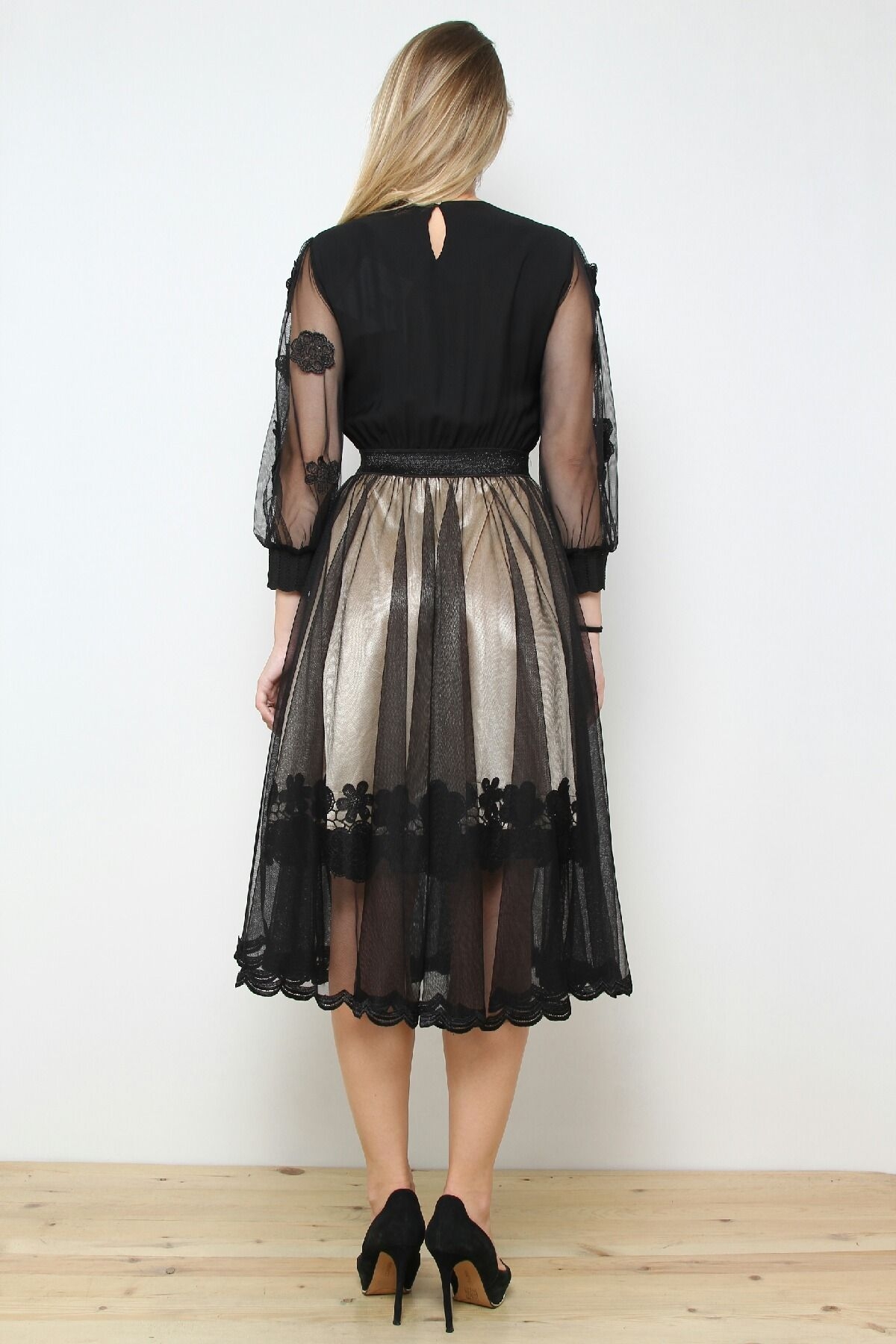 Evening dress with the sparkling top and chiffon skirt