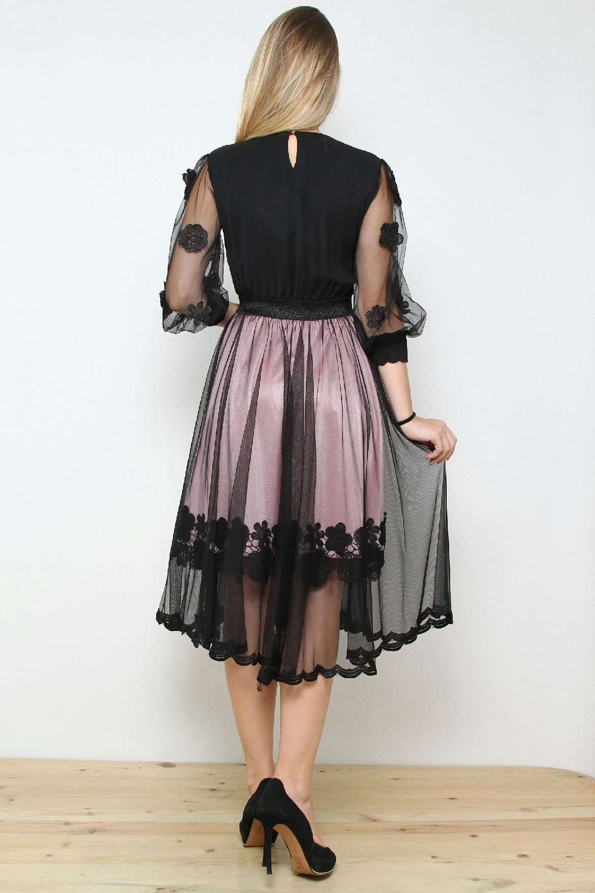 Evening dress with the sparkling top and chiffon skirt